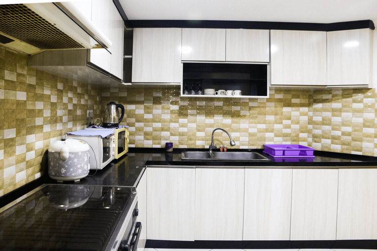3BR City View Sudirman Condominium Apartment by Travelio, South Jakarta