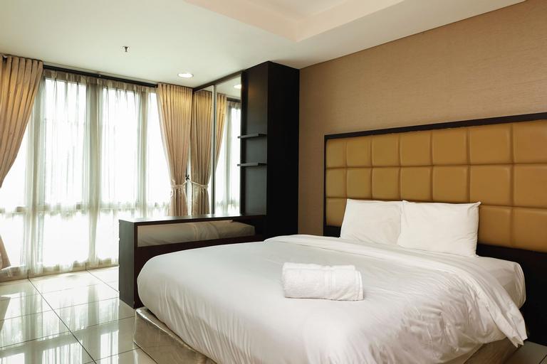 Bedroom 1, Spacious 1BR Apartment at 1 @ Cik Ditiro Apartment By Travelio, Central Jakarta