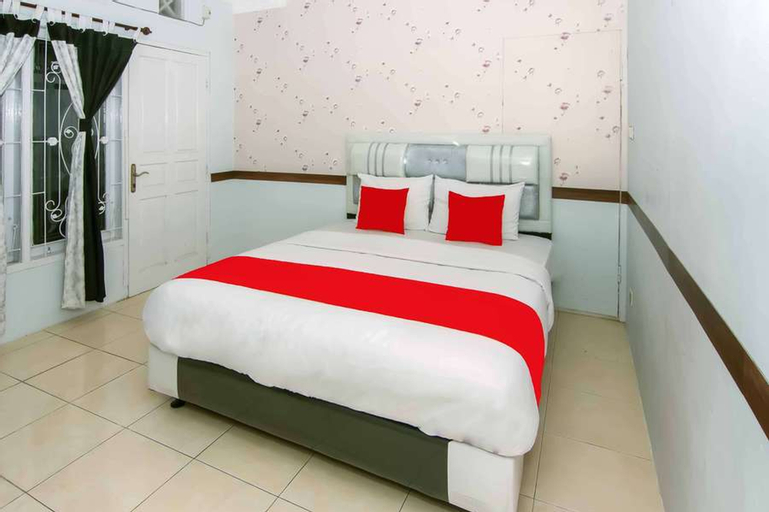 Bedroom 3, Zazadior Residence Syariah near Pantai Padang Mitra RedDoorz, Padang