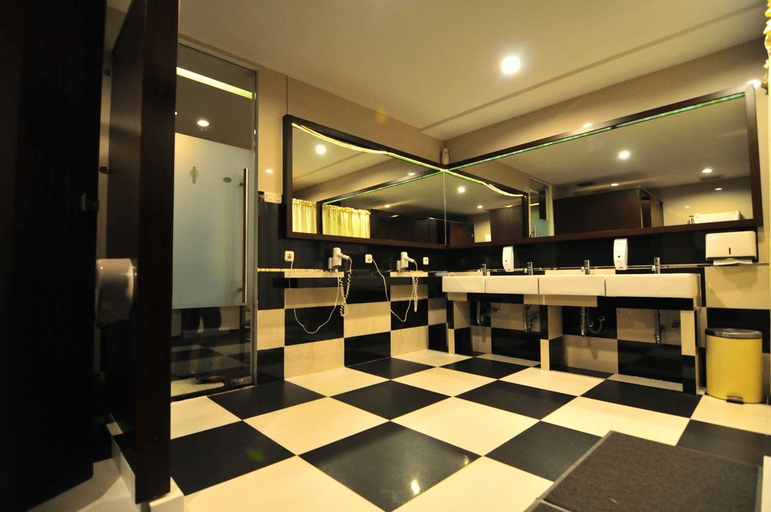 Capsule Hotel Jakarta, Central Jakarta