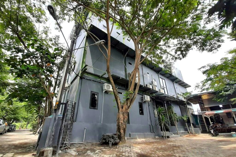 Exterior & Views 2, Rumah Ceria near Bandara Ahmad Yani Semarang RedPartner, Semarang