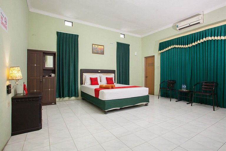 RedDoorz Syariah @ Janti Malang (temporarily closed), Malang