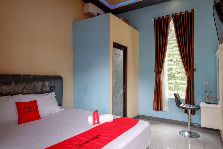 Bedroom 5, RedDoorz @ Gerbang Dieng Plateau Area, Wonosobo