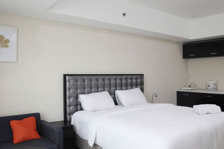 Bedroom 1, Spacious Studio Room Tamansari La Grande Apartment By Travelio, Bandung