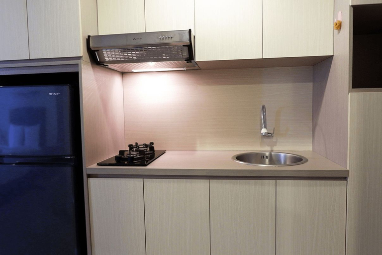 Best Price Studio Apartment The H Residence near MT Haryono By Travelio, East Jakarta