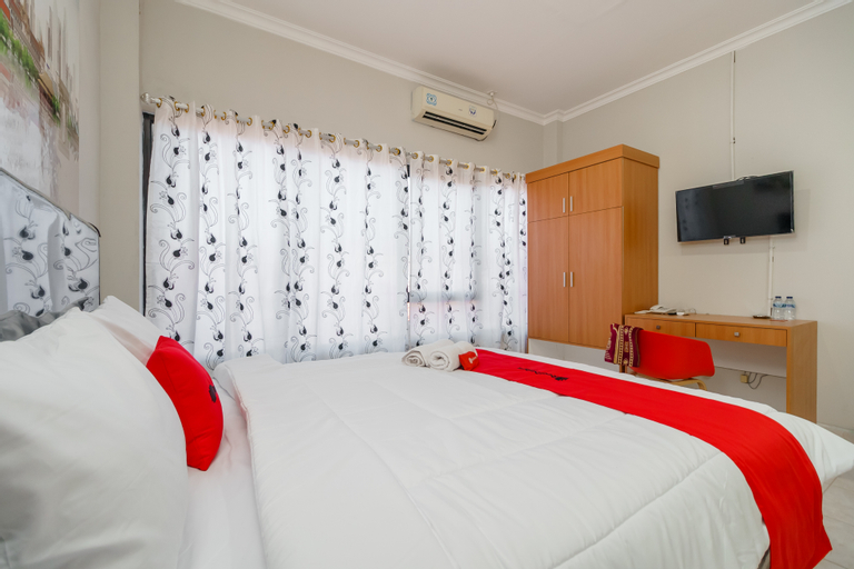 Bedroom 5, RedDoorz near JIEXPO Kemayoran 2, Jakarta Pusat