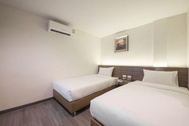 Bedroom 16