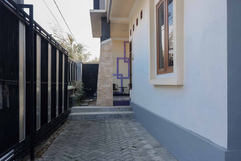 Public Area 3, RedDoorz near RSUD Nganjuk, Nganjuk
