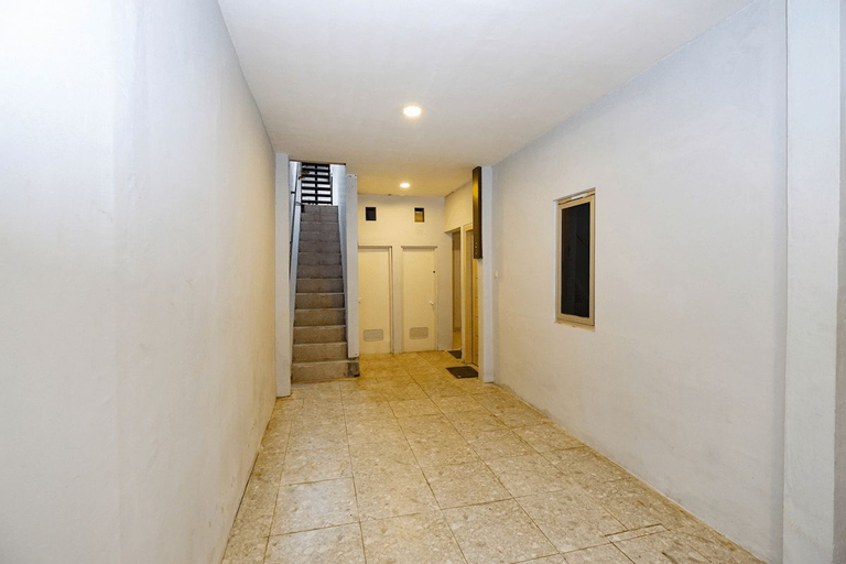 OYO 2545 Maddava House, Solo