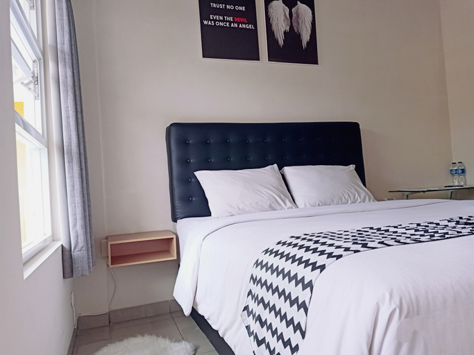 Bedroom 3, Amaryllis Hotels, Bandung
