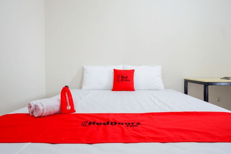 RedDoorz Near Lippo Plaza Buton, Bau-Bau