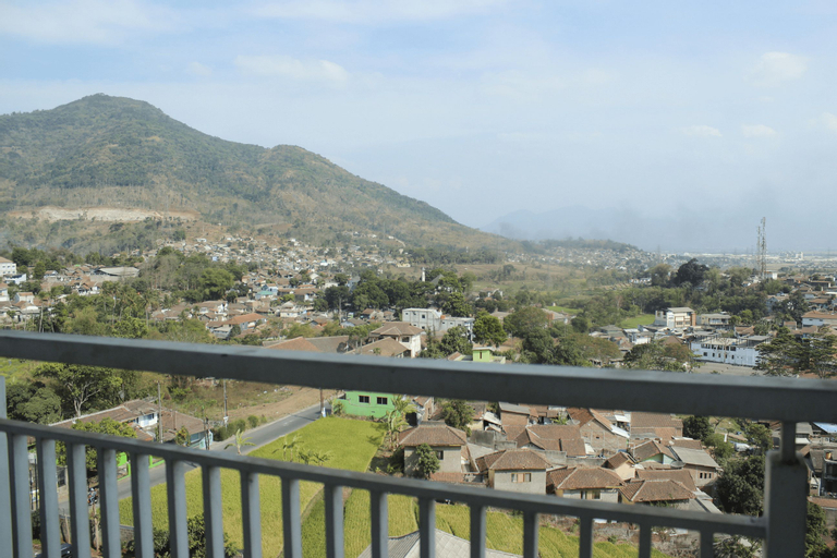 Exterior & Views 3, Minimalist Studio Room Taman Melati Apartment Jatinangor By Travelio, Sumedang