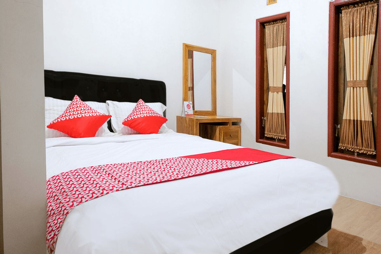 OYO 2986 D&A Guesthouse Syariah And Rent Car, Malang