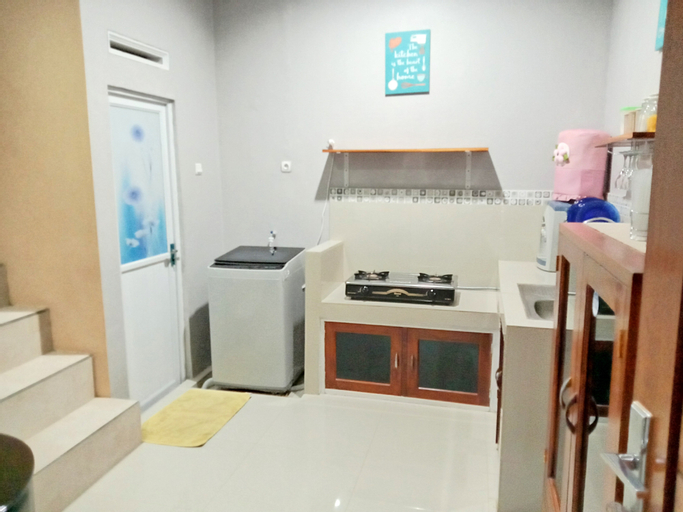 Dining Room 15
