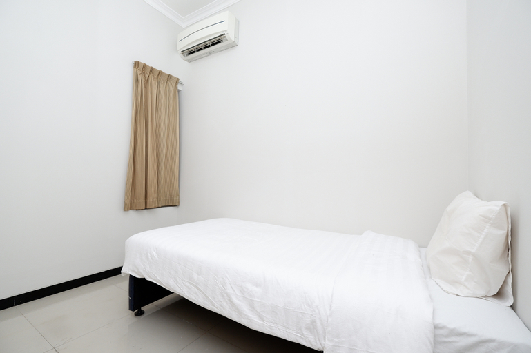 Bedroom 4, Peaceful Residence Syariah by Buildoctor, Semarang