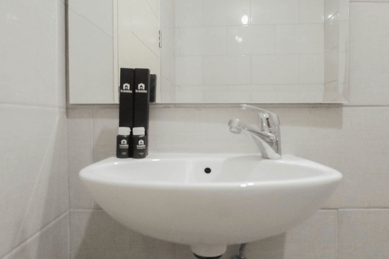 Bedroom 3, Easy Access Studio Apartment at Anderson Supermall Mansion By Travelio, Surabaya