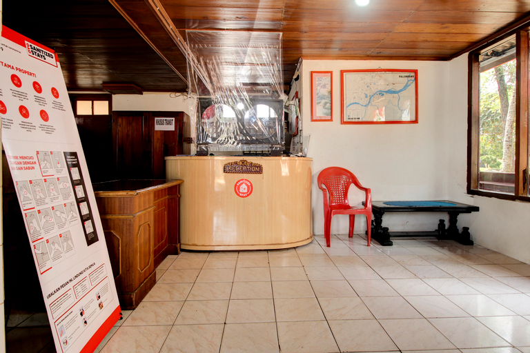 Public Area 3, OYO 3180 Hotel Rian Cottage, Palembang