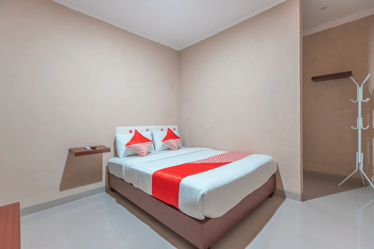 OYO 2235 Khey Village Syariah Near Rumah Sakit Umum Daerah Jagakarsa, Jakarta Selatan