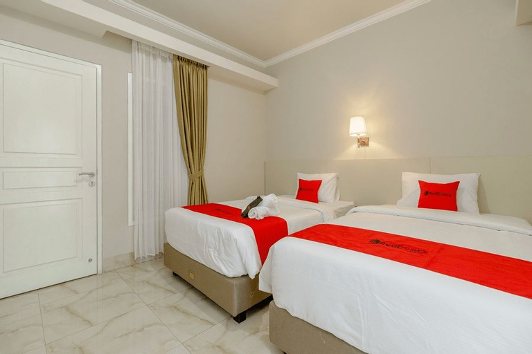 Bedroom 13