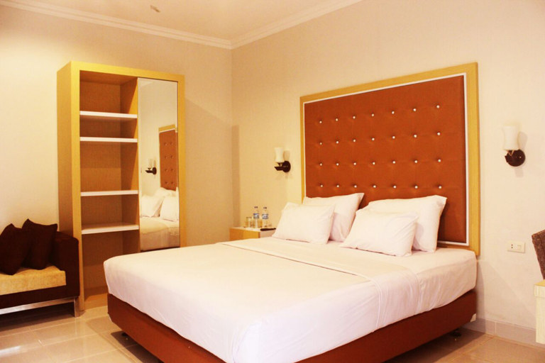 Bedroom 4, Pesona Bay Beach Resort by Opulence, Bangka