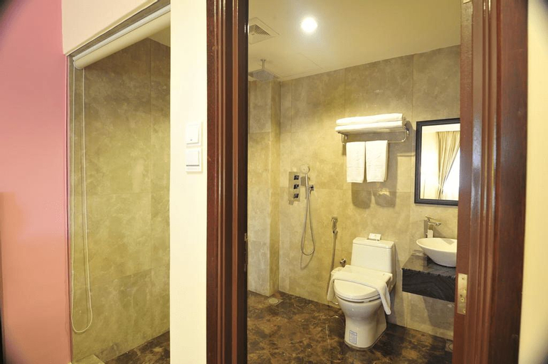 Bathroom 2