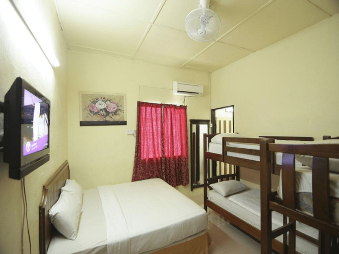 Bedroom 4, Anggerik Lodging, Penang Island