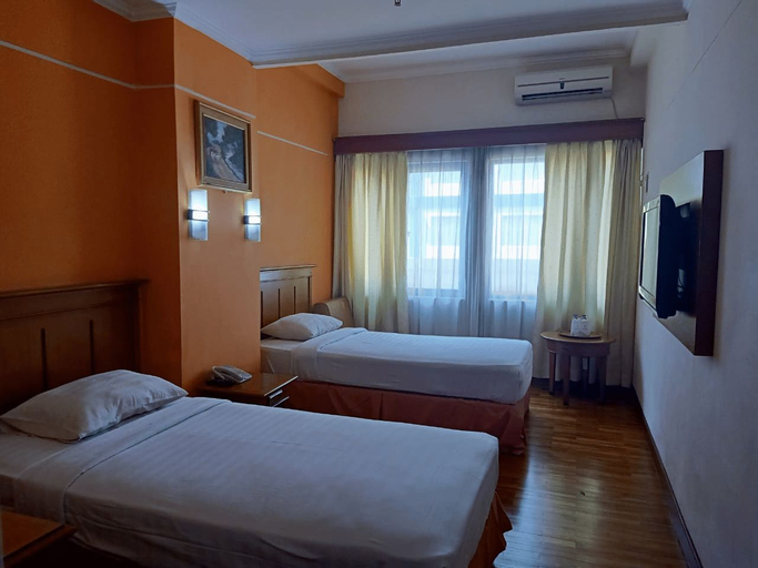 Bedroom 5, Mega Cikini, Central Jakarta