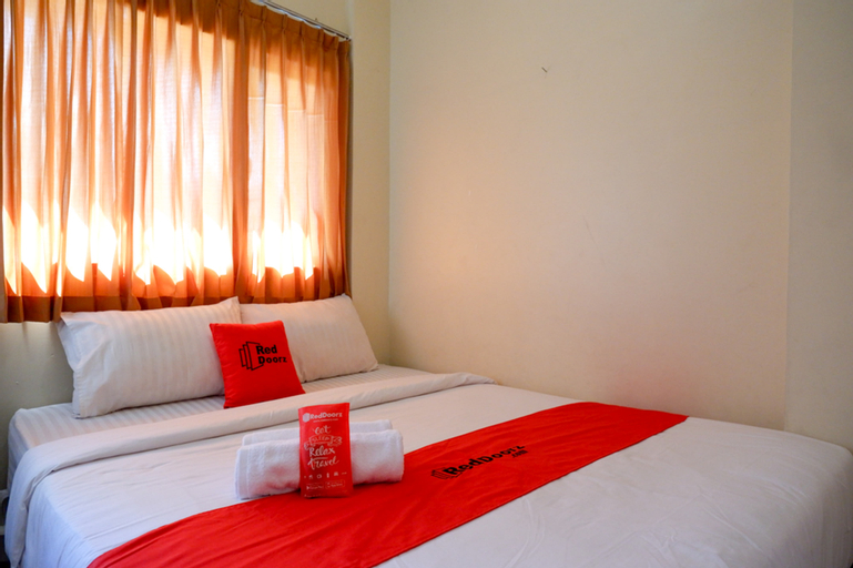 Bedroom 4, RedDoorz @ Jalan Setiabudi Semarang 2, Semarang