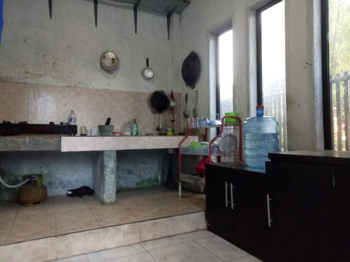 KoolKost @ Jalan Poros Maros (Minimum Stay 6 Nights), Maros