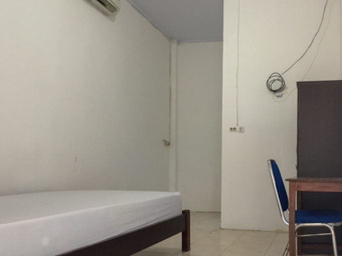 KoolKost @ Jalan Laranki Makassar ( Minimum stay 6 Nights ), Maros