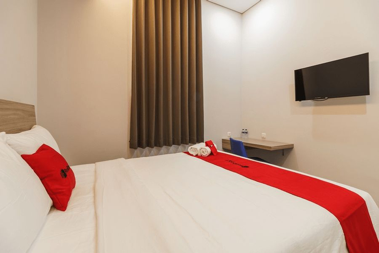 Bedroom 25