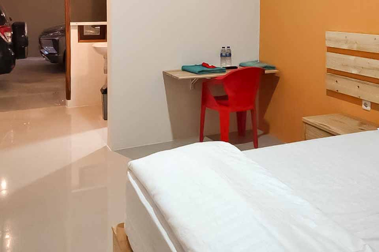 Bedroom 4, RedDoorz Syariah @ Haurgeulis, Indramayu
