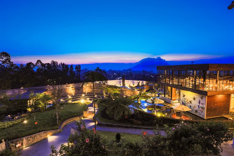Sunsetfalls Gardens & Resort, Magelang