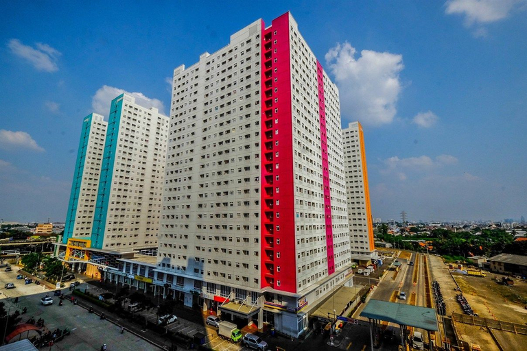 Exterior & Views 2, Furnished Studio Green Pramuka City Apartment By Travelio, Jakarta Pusat