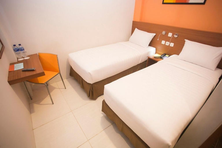 Hotel Bisnis Room Type - Standard Basic Twin