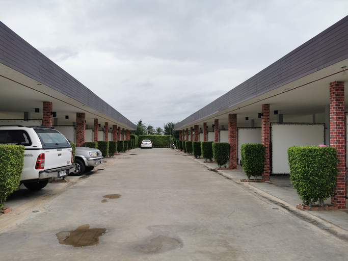 Public Area 4, Happy Field Resort, Cha-Am