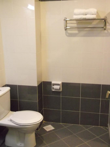 Bathroom 5, Akar Hotel Jalan Raja Uda, Kuala Lumpur