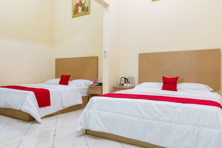 Bedroom 5, RedDoorz @ Pataruman Garut, Garut