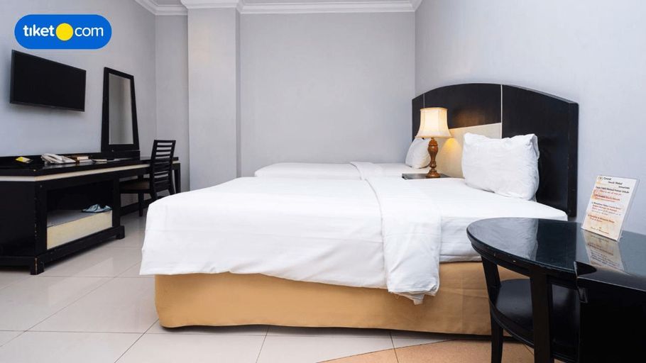 Bedroom 8