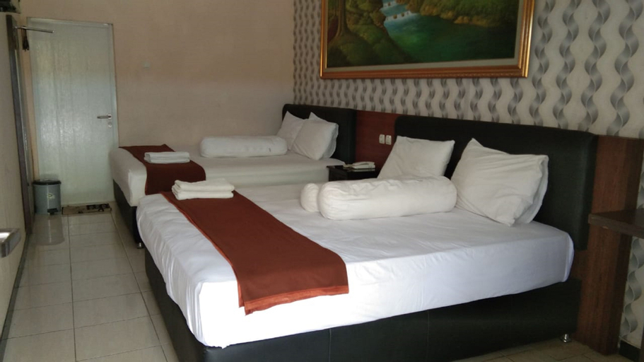 Bedroom 3, Hotel Mekar Jaya Pati, Pati