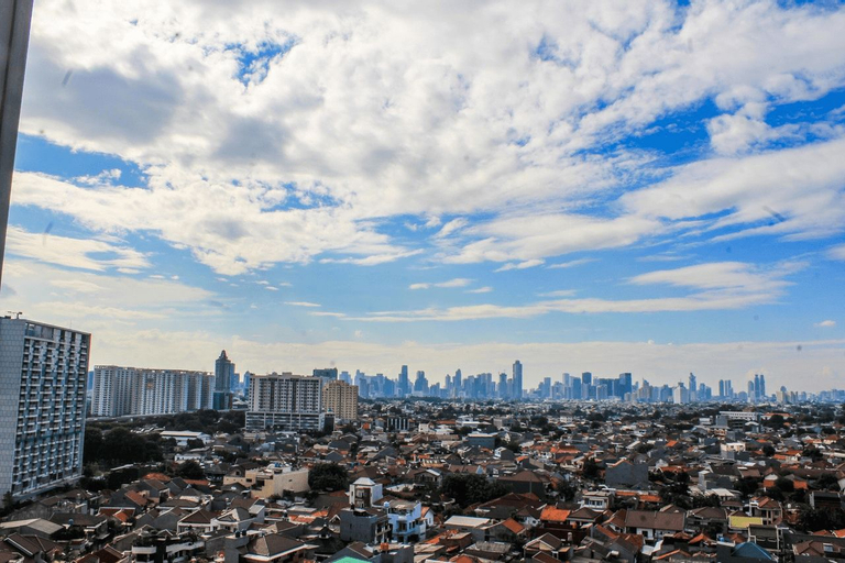 Fully Furnished Studio Apartment at Tamansari The Hive By Travelio, Jakarta Timur