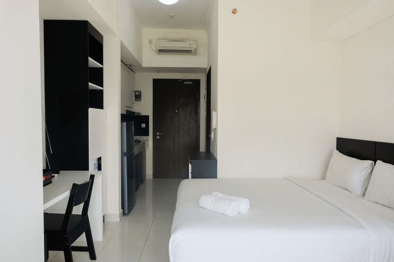 Bedroom 1, Trendy Studio Room at Casa De Parco Apartment By Travelio, South Tangerang