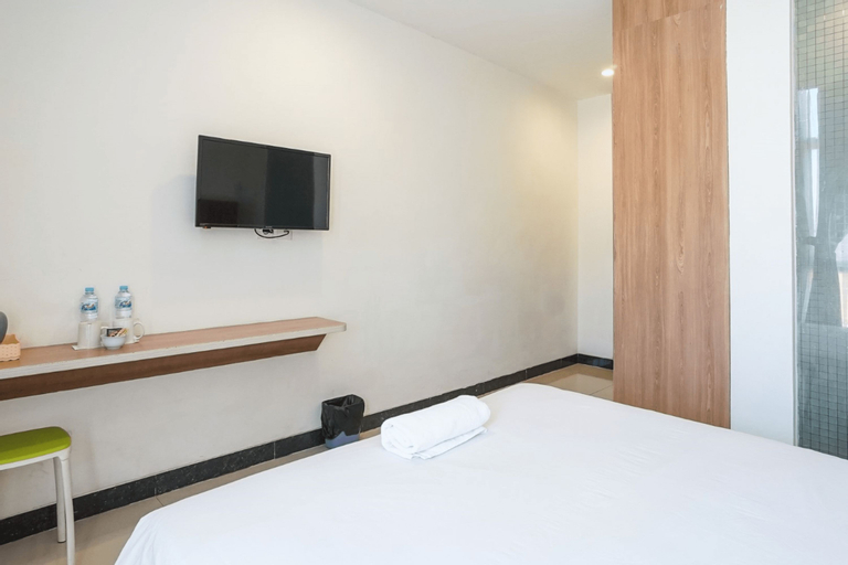 Bedroom 25