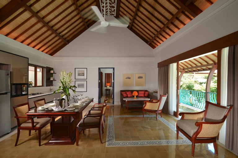 Dining Room 19