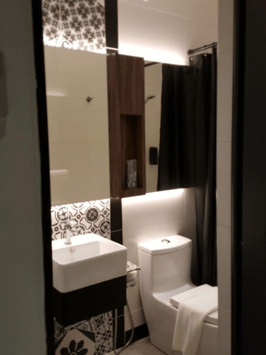 Bathroom 5, Styles Hotel, Malacca City
