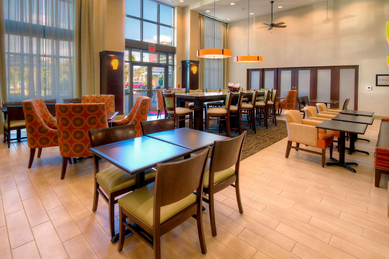 Food & Drinks 5, Hampton Inn & Suites Destin, Okaloosa