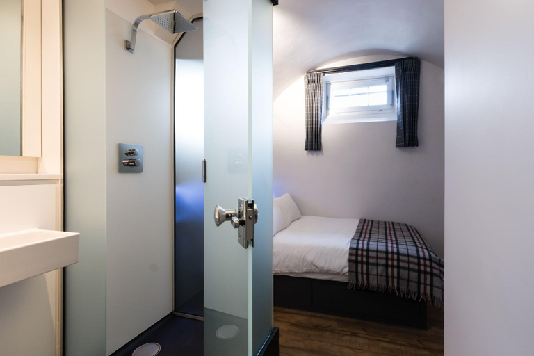 Bathroom 5, Code Pod – the Court - Edinburgh, Edinburgh