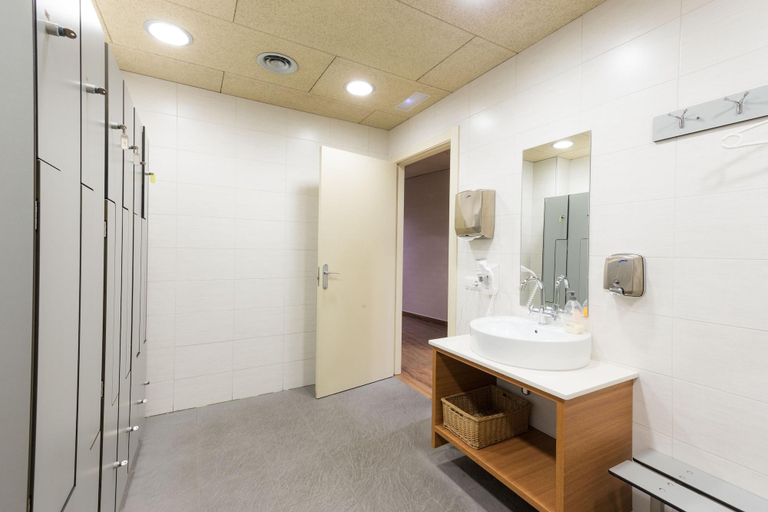 Bathroom 5, Hostal Trainera, Lleida