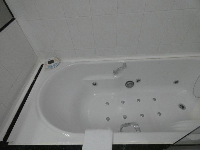Bathroom 4, Motel Caldas, Pontevedra