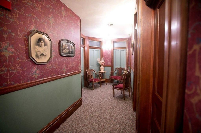 Public Area 2, Hotel Ruby Marie, Dane
